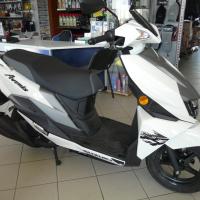 Suzuki Avenis 125
